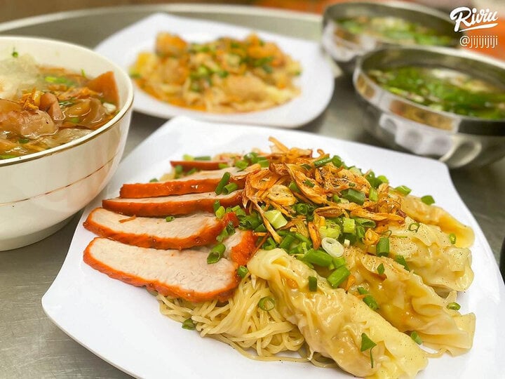 Phố ẩm thực TP.HCM