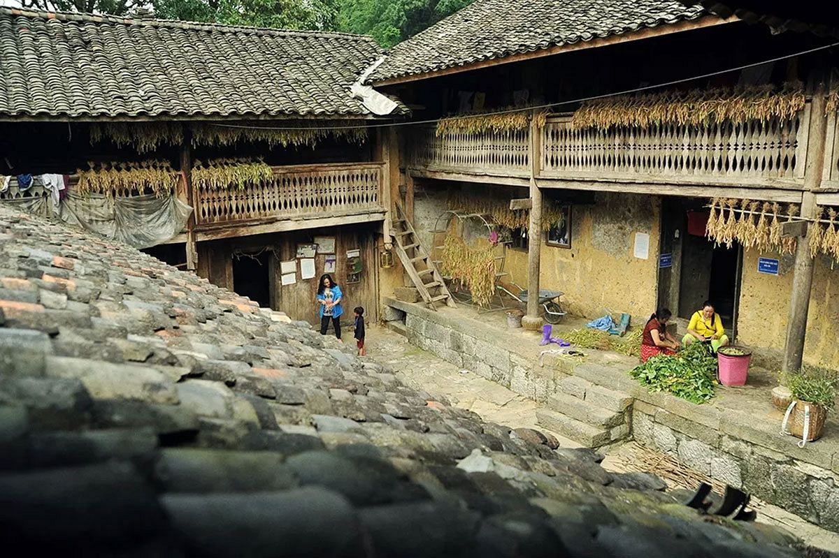 Làng văn hóa du lịch Lũng Cẩm