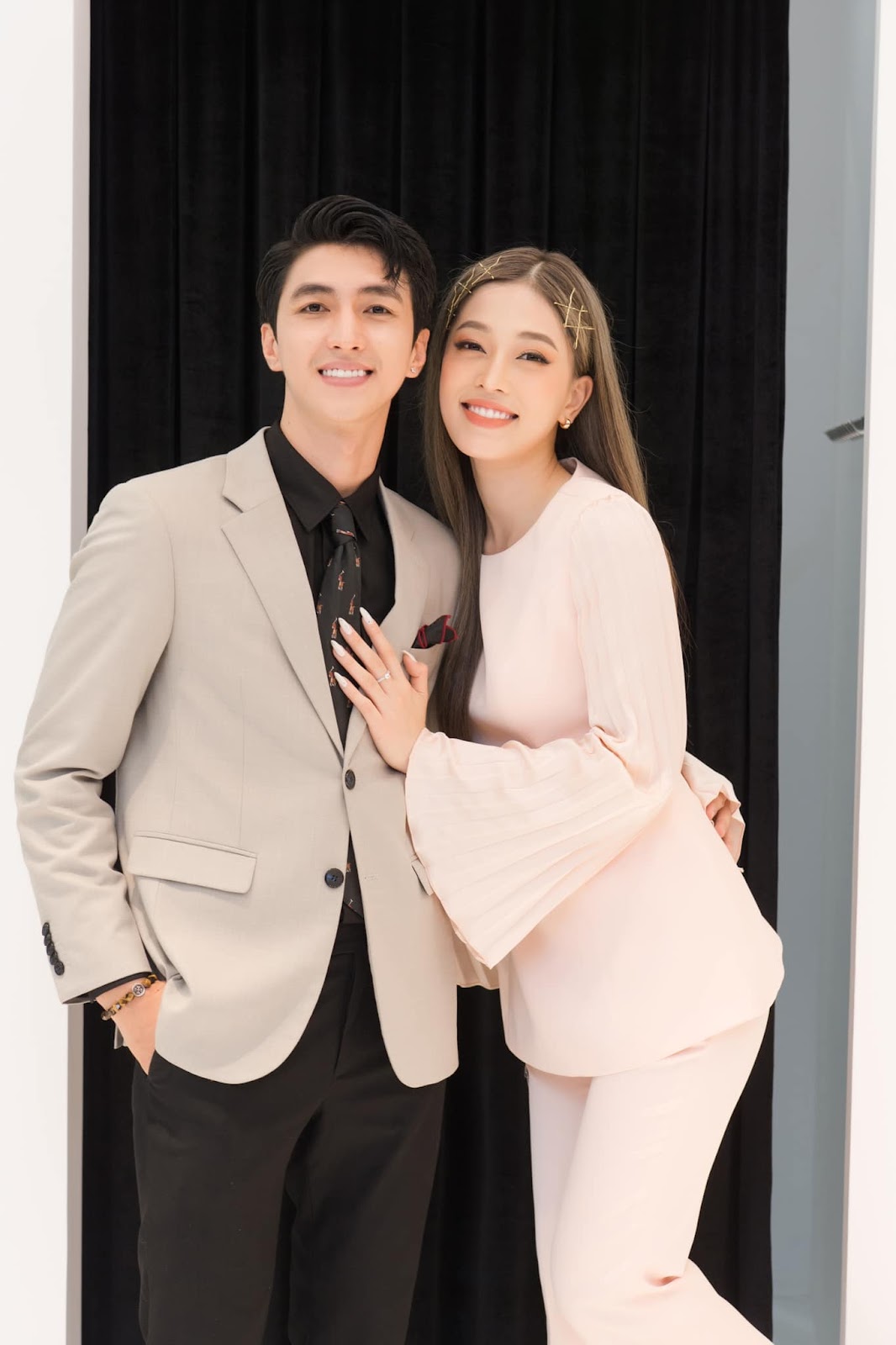 "nửa kia" của các Hoa hậu