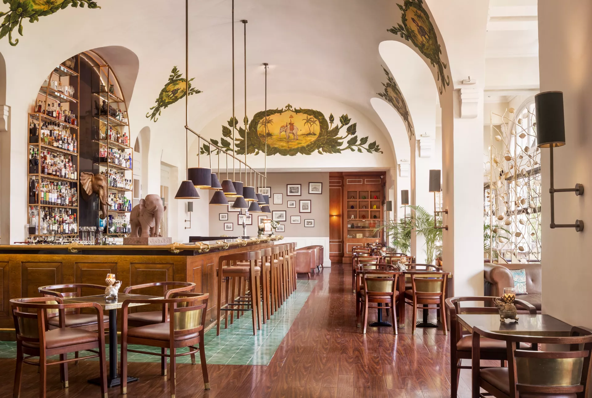Đẳng cấp khách sạn thành phố tốt nhất thế giới: Raffles Hotel Le Royal Phnom Penh