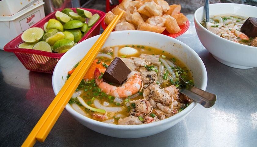 Thuộc nằm lòng 3 quán ngon khu chợ Bến Thành