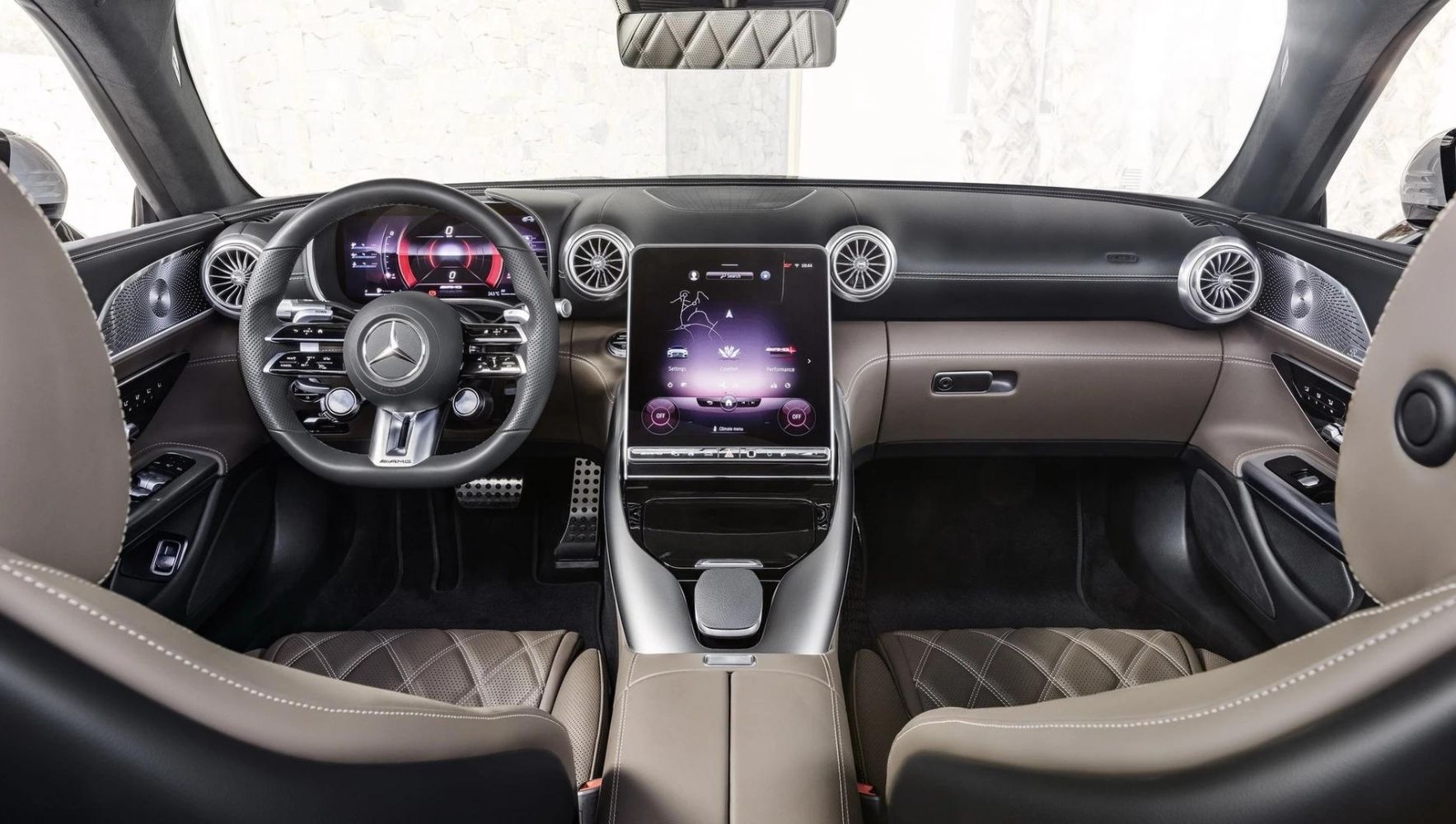 Giới tài phiệt Queen of Tears chỉ dùng xe sang từ Mercedes-Benz