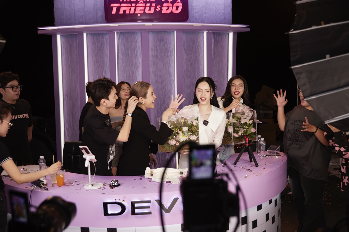 Diệp Lâm Anh cán mốc gần 36 tỷ trong phiên live “Thương vụ triệu đô”