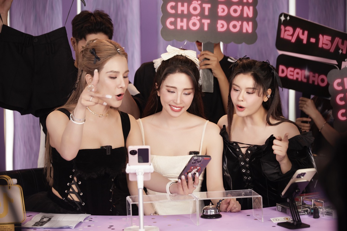 Diệp Lâm Anh cán mốc gần 36 tỷ trong phiên live “Thương vụ triệu đô”