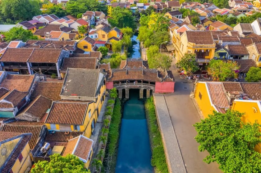 Hình in trên tiền Việt Nam