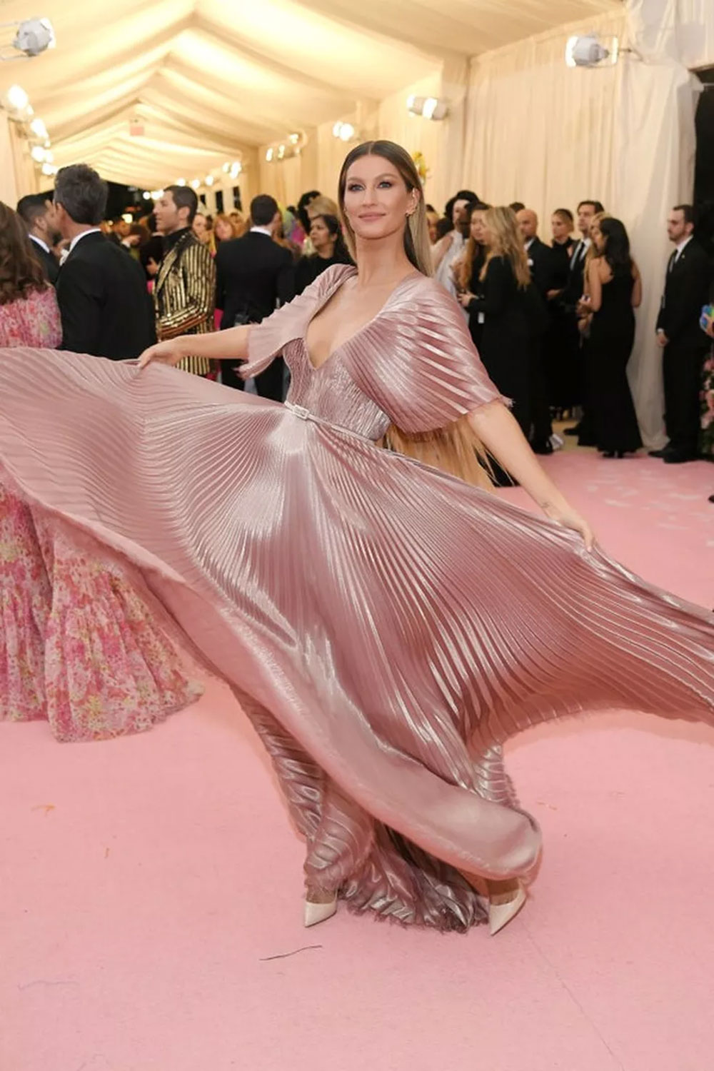Hé lộ tên tuổi những vị khách mời đầu tiên tại Met Gala 2024