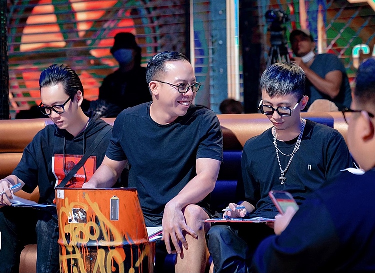 Anh Trai Vượt Ngàn Chông Gai khiêu chiến