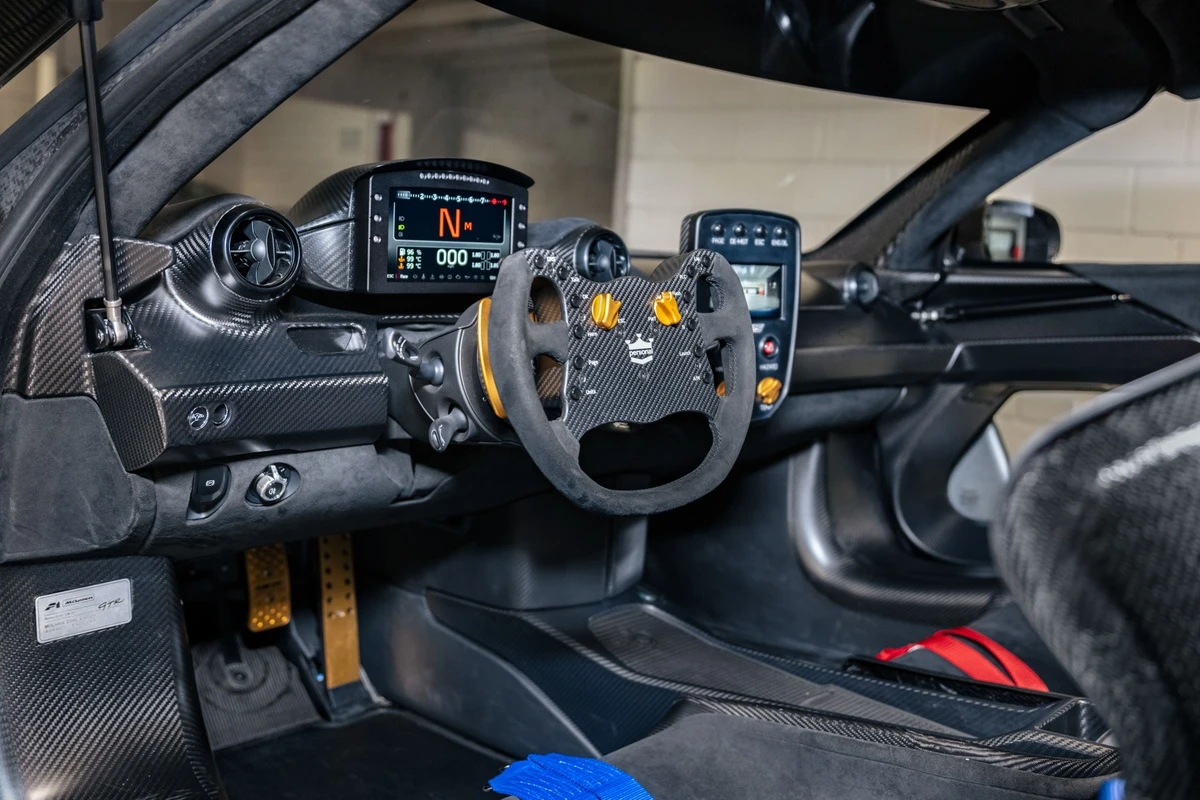 Cận cảnh siêu xe McLaren Senna GTR độc nhất thế giới