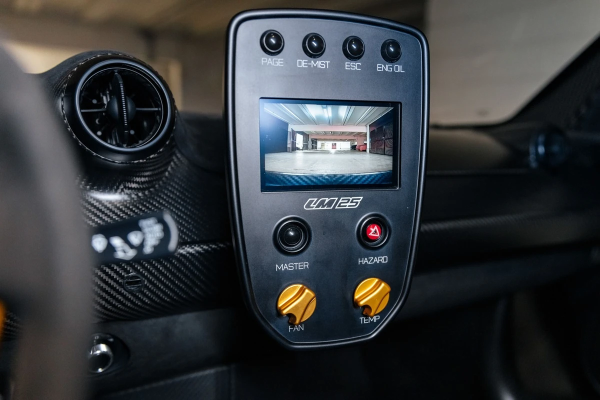 Cận cảnh siêu xe McLaren Senna GTR độc nhất thế giới