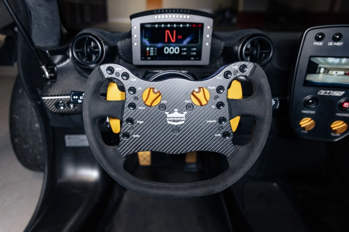 Cận cảnh siêu xe McLaren Senna GTR độc nhất thế giới