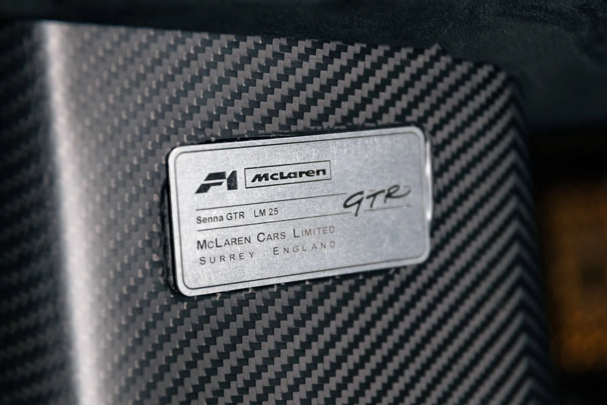 Cận cảnh siêu xe McLaren Senna GTR độc nhất thế giới