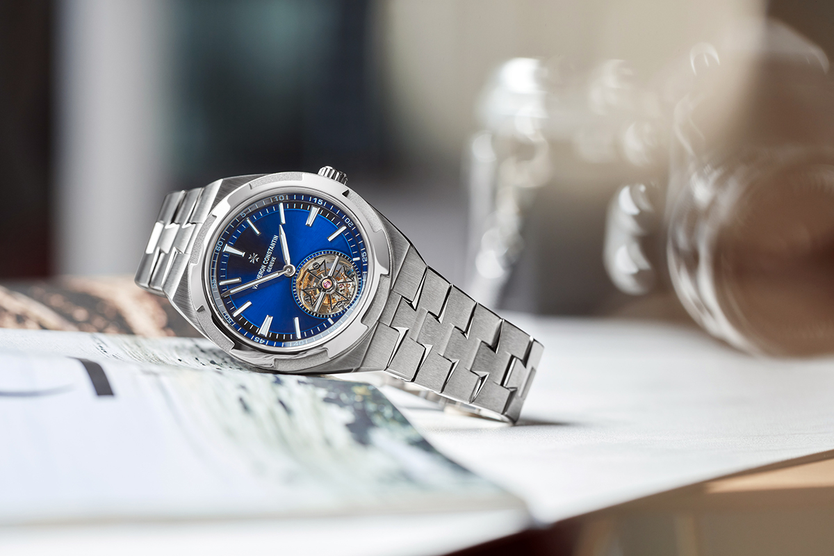 Vacheron Constantin Overseas Tourbillon: Tinh hoa truyền thống hội ngộ kỹ thuật hiện đại