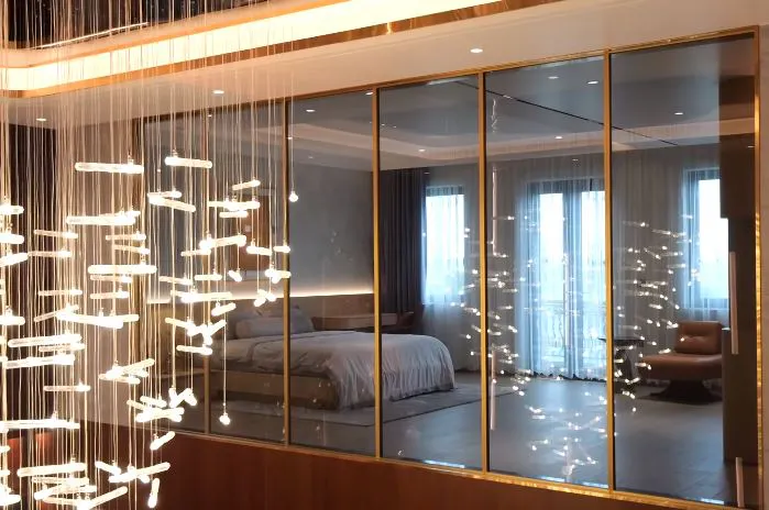 Biệt thự triệu đô của đại gia đồng nát ở làng "mổ xe" Tề Lỗ - nơi ra đường là va trúng tỷ phú