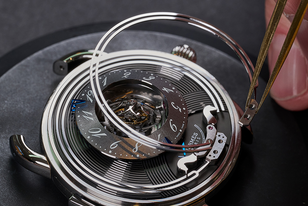 Tinh hoa nghệ thuật trong chế tác đồng hồ Hermès Arceau Duc Attelé