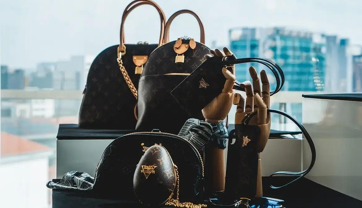 Hermès sắp soán ngôi Louis Vuitton, trở thành hãng xa xỉ nhất