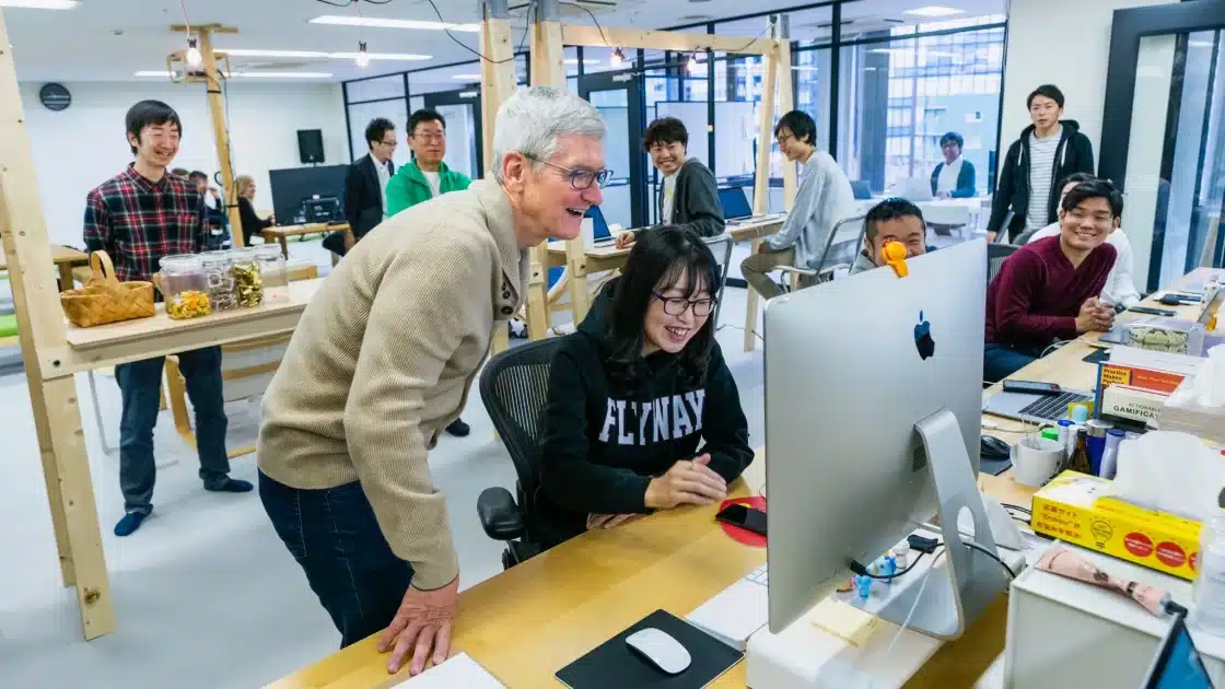 Những điều ít biết về vị CEO của Apple.