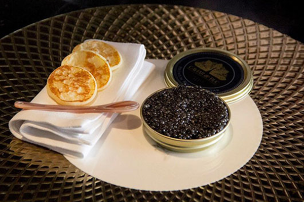 Trứng cá tầm Nga