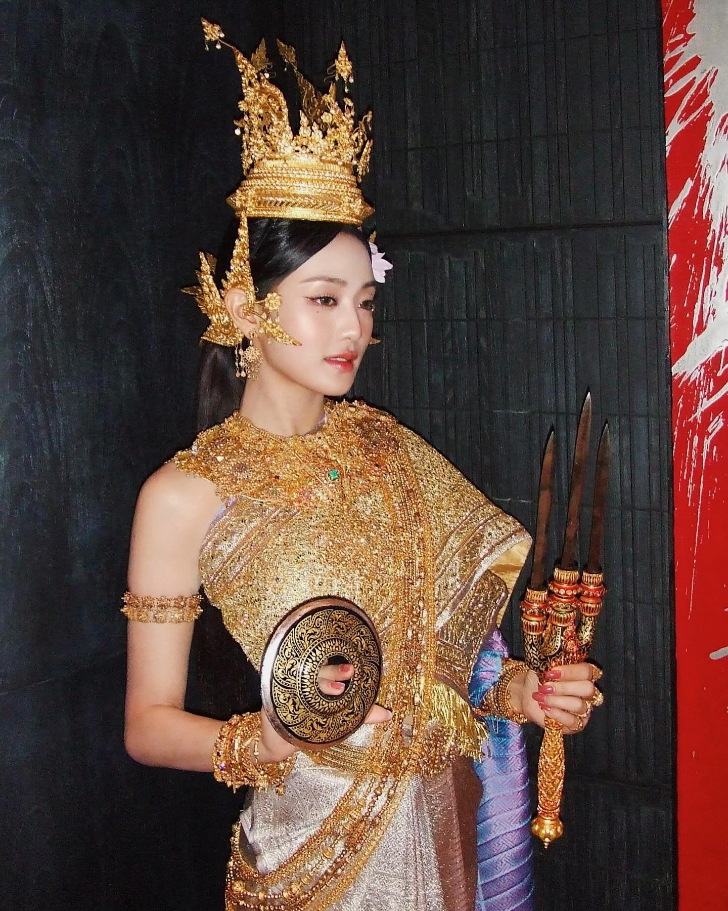7 nữ thần Songkran 2024 “bất phân thắng bại”
