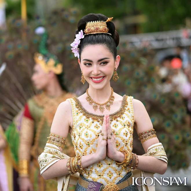 7 nữ thần Songkran 2024 “bất phân thắng bại”