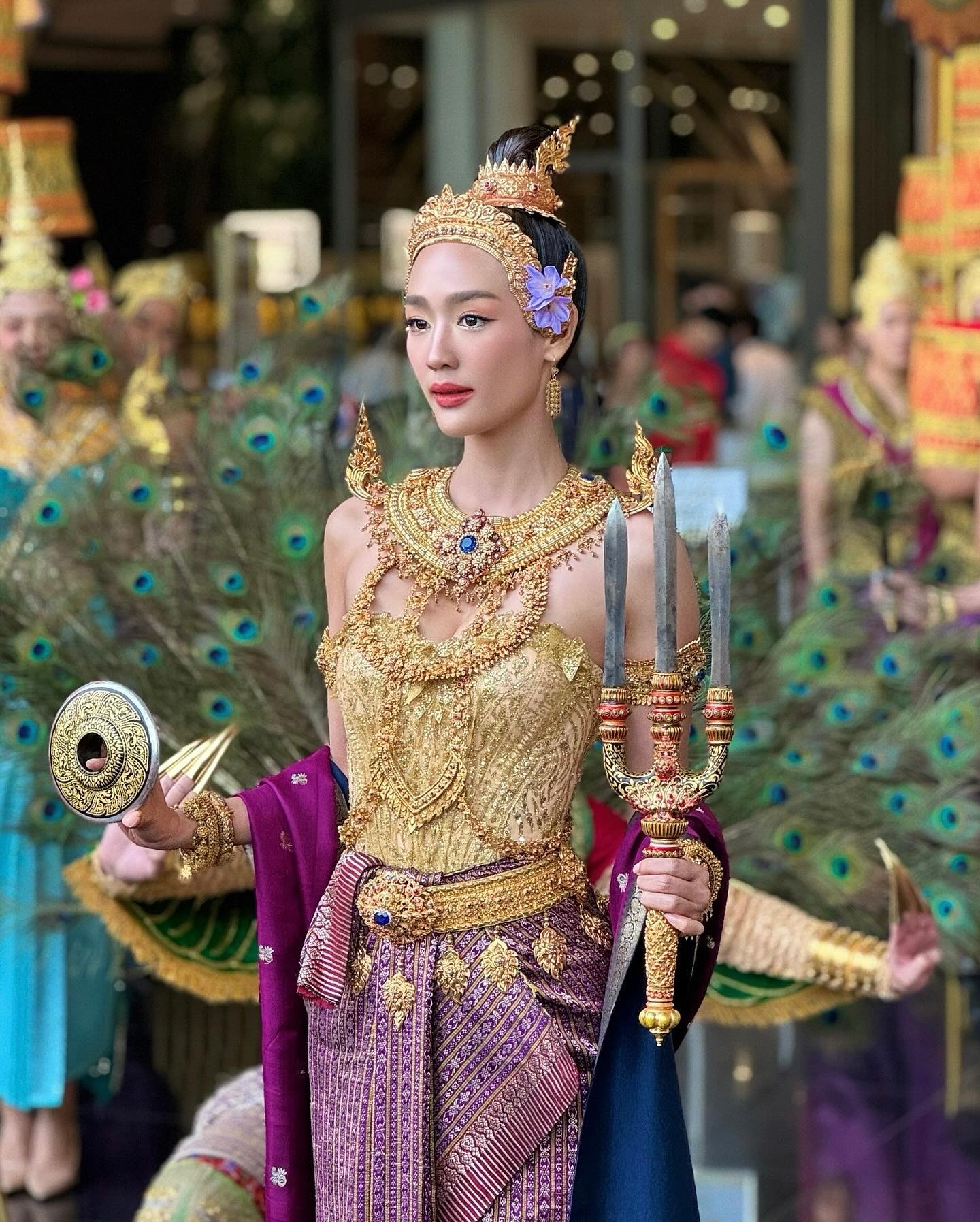 7 nữ thần Songkran 2024 “bất phân thắng bại”