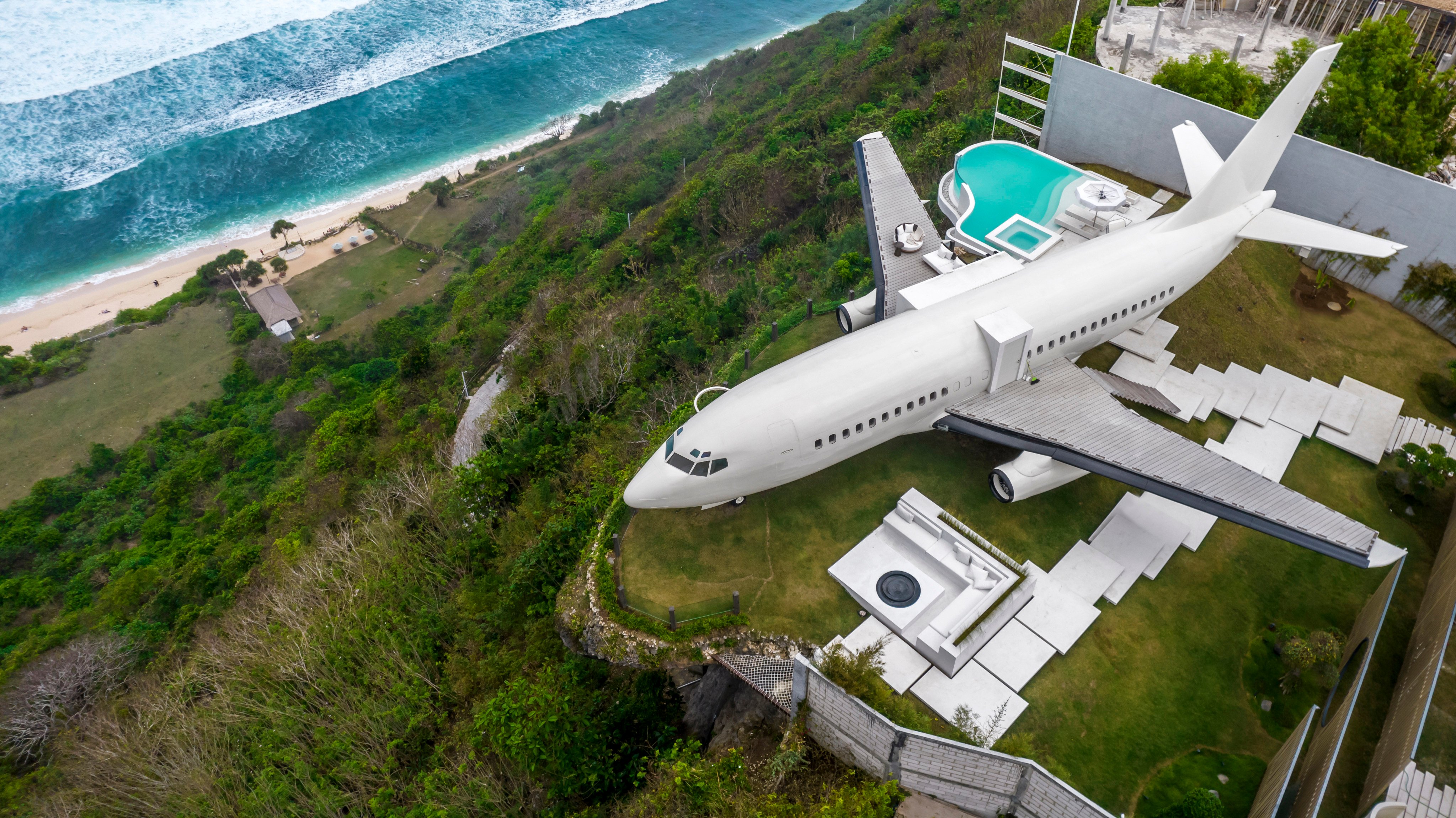 Biệt thự Máy Bay 737