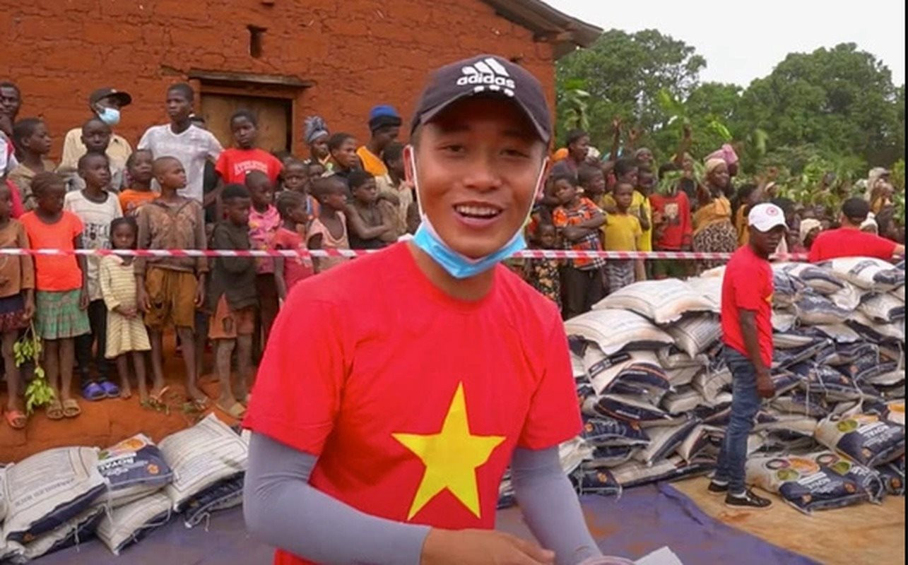 Quang Linh Vlog