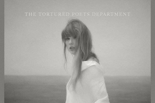 Các fan gọi Taylor Swift là "trâu cày tận hiến" vì album mới dài... 2 tiếng