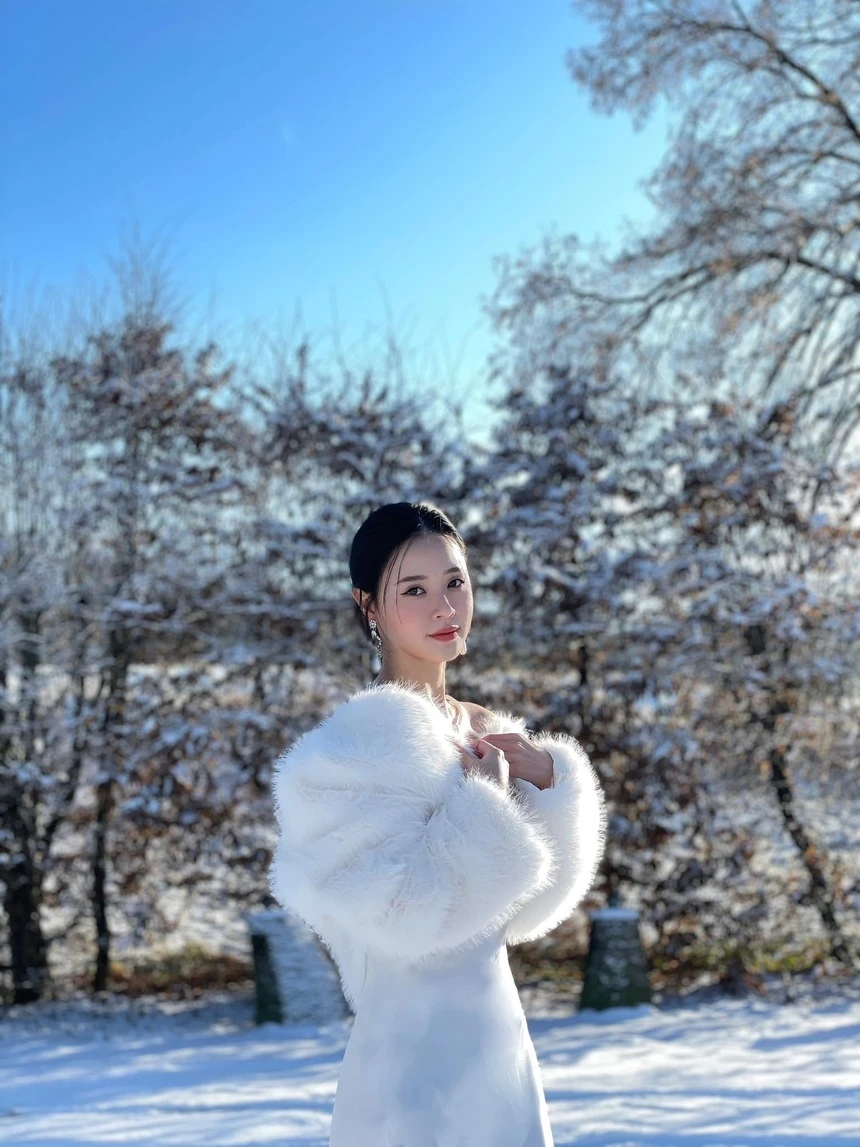 Chồng Midu là ai 
