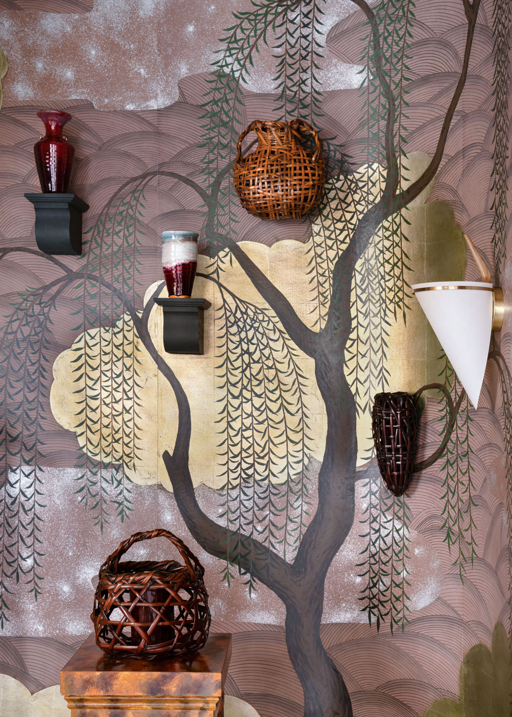 Bộ sưu tập Byobu của de Gournay lấy cảm hứng từ loại hình nghệ thuật cổ xưa của Nhật Bản