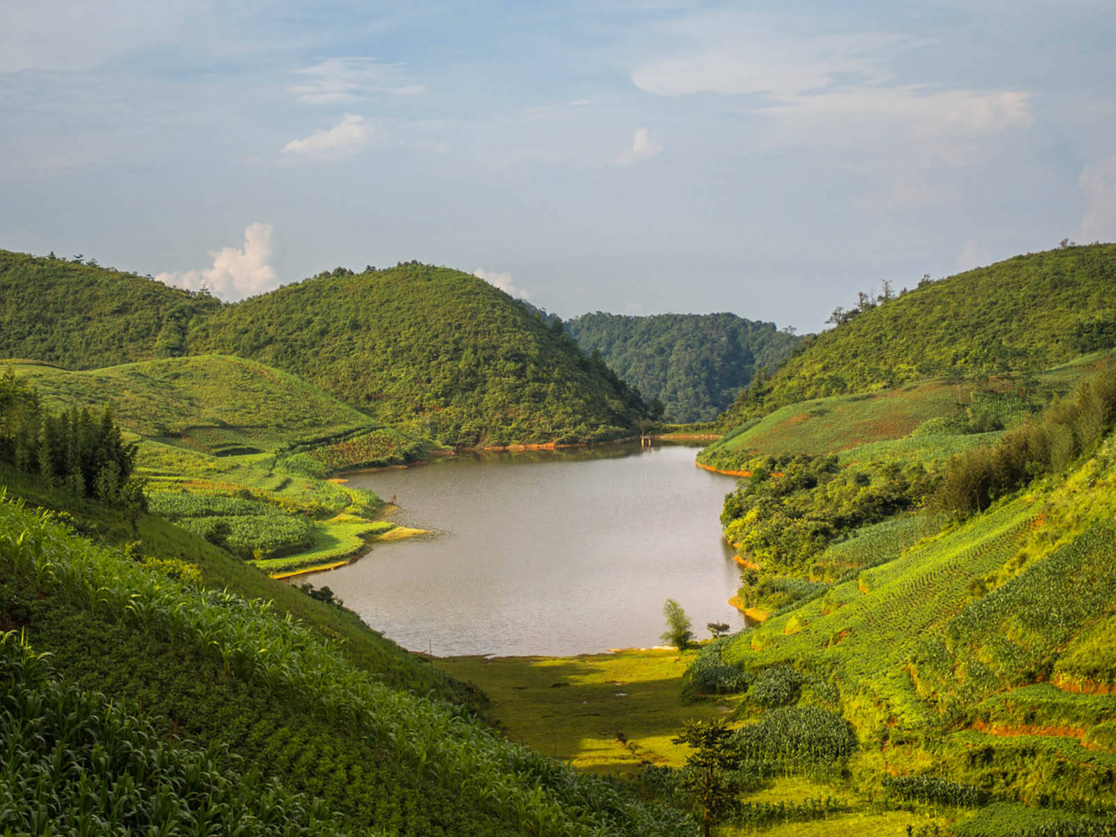 Du lịch Hòa Bình