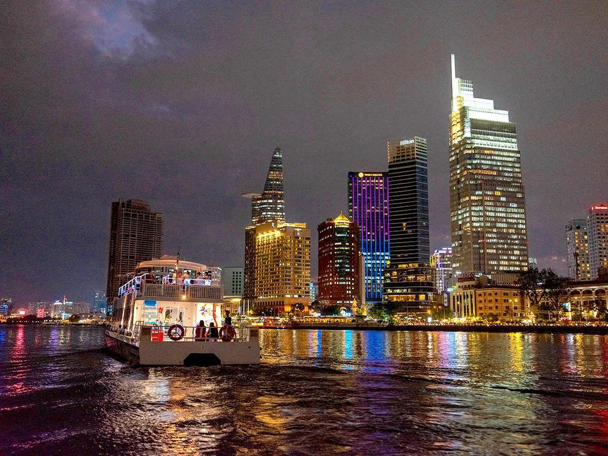 Sài Gòn 30/4 chơi gì