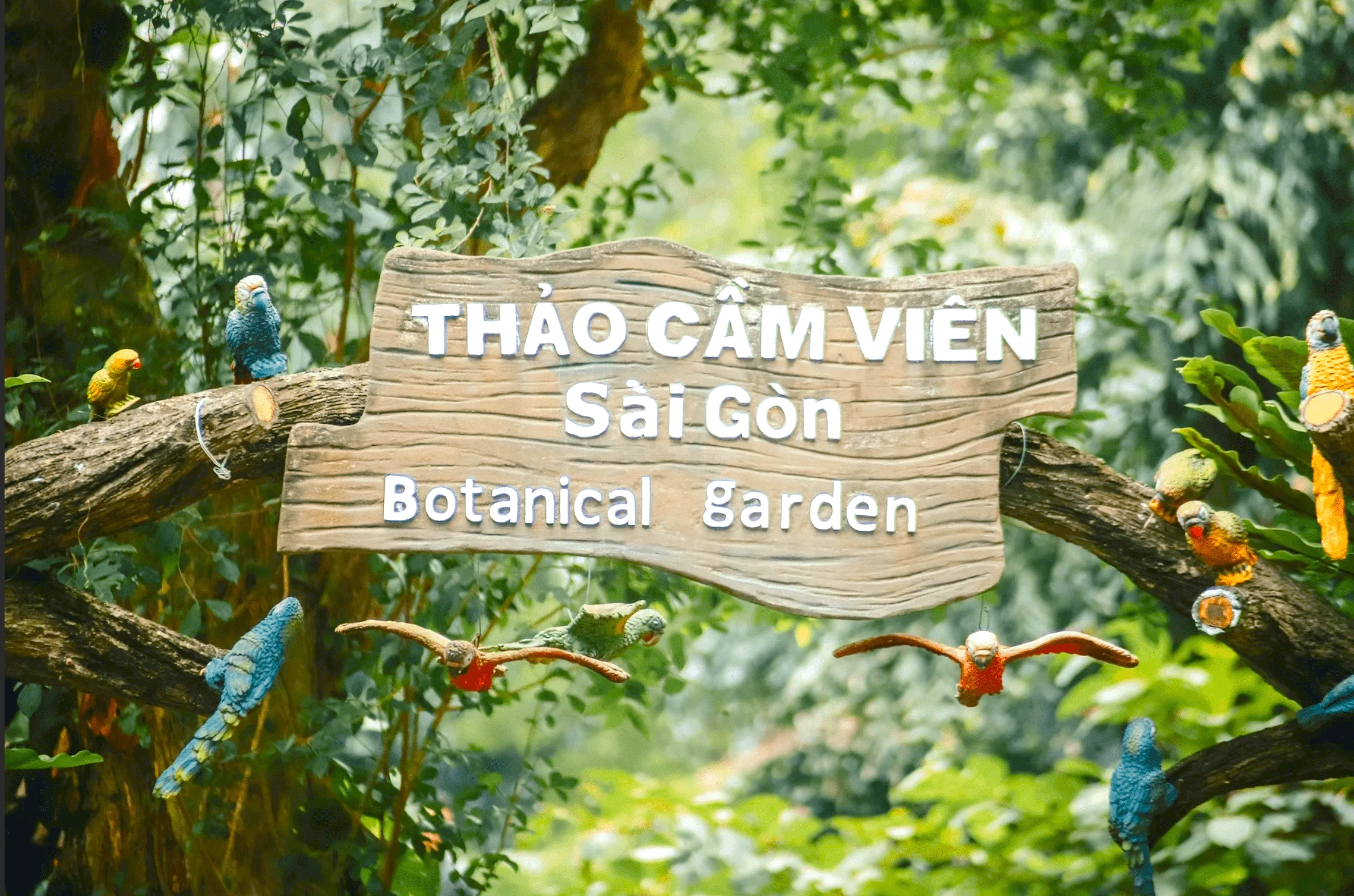 Sài Gòn 30/4 chơi gì