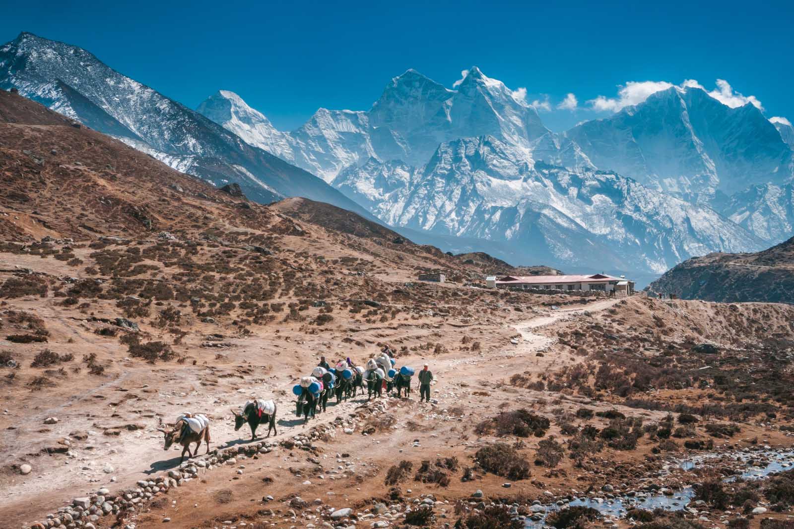 Ngắm đỉnh Everest ở đâu
