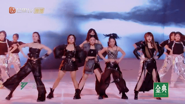 Suni Hạ Linh "lột xác" ở Công 1 Đạp gió