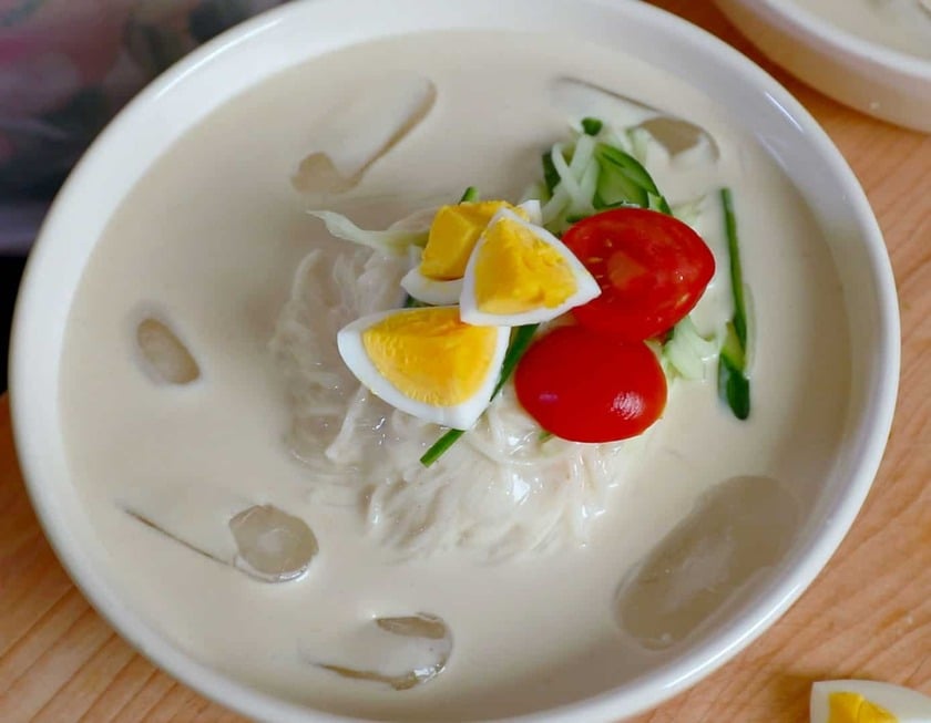 Mì lạnh Hàn Quốc