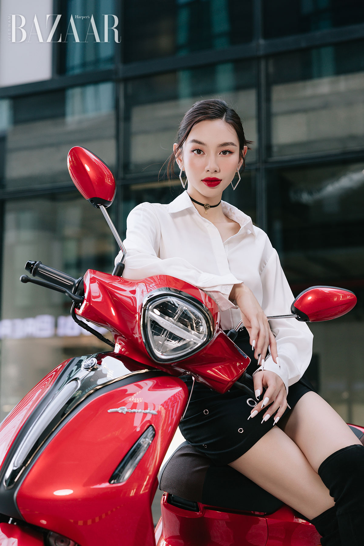 Hoa hậu Thùy Tiên