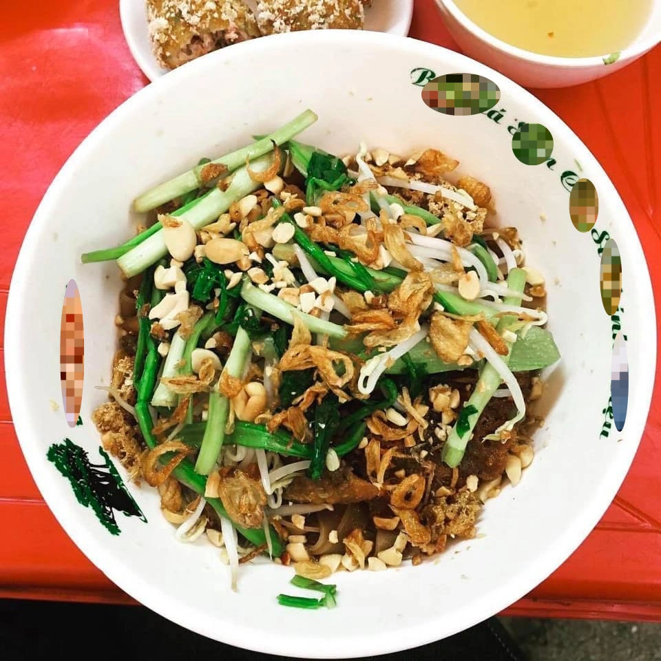 quan-bun-20-nam-tuoi-ha-noi-ngon-the-nao-khien-khach-my-tu-nhan-khach-ruot-3-edited-edited-1710726743628.jpeg