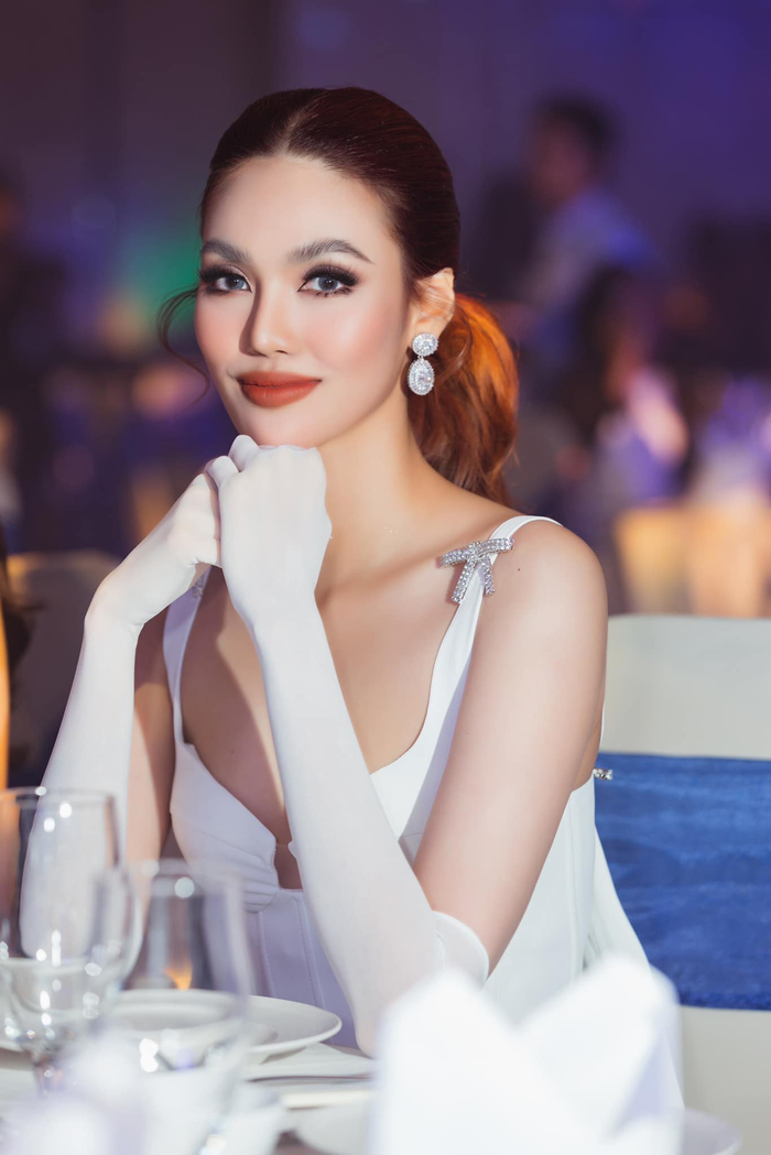 Lan Khuê - Trở lại dưới ánh hào quang