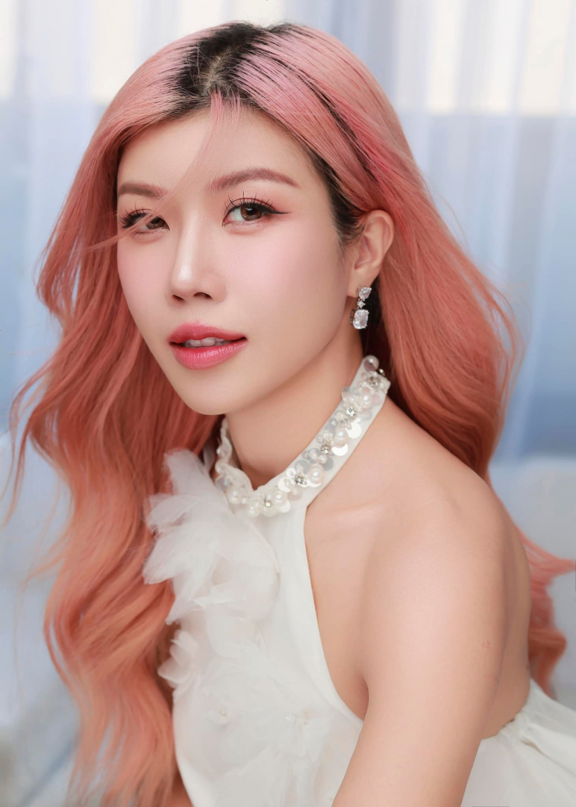 Chia sẻ đầu tiên của Trang Pháp khi debut cùng nhóm nhạc LUNAS