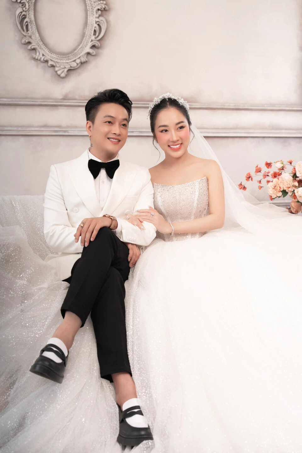 Ca sĩ TiTi (HKT) kết hôn vào tháng 4