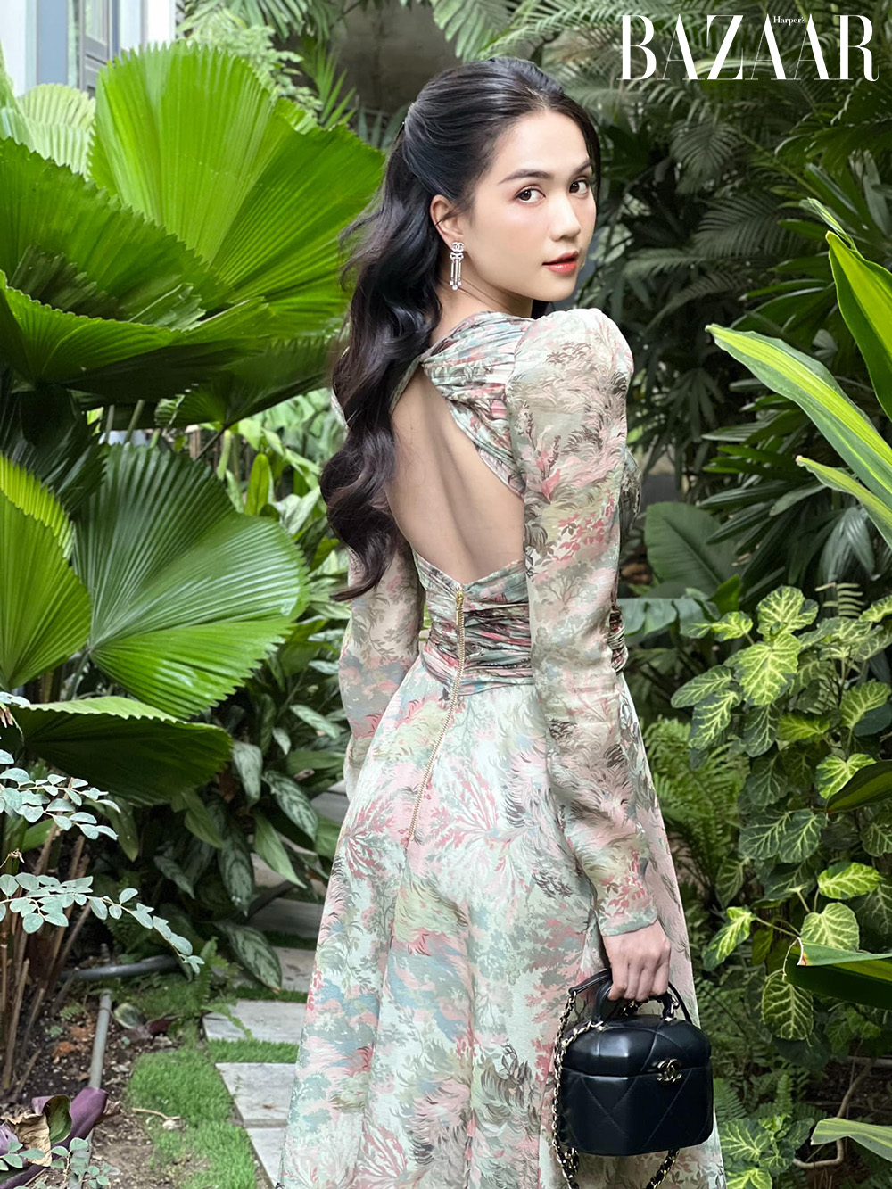 Thùy Tiên, Ngọc Trinh đọ sắc trong đầm best seller của Đỗ Long
