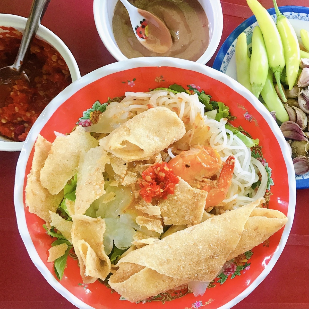 Tầm này đi Huế đẹp nhất năm