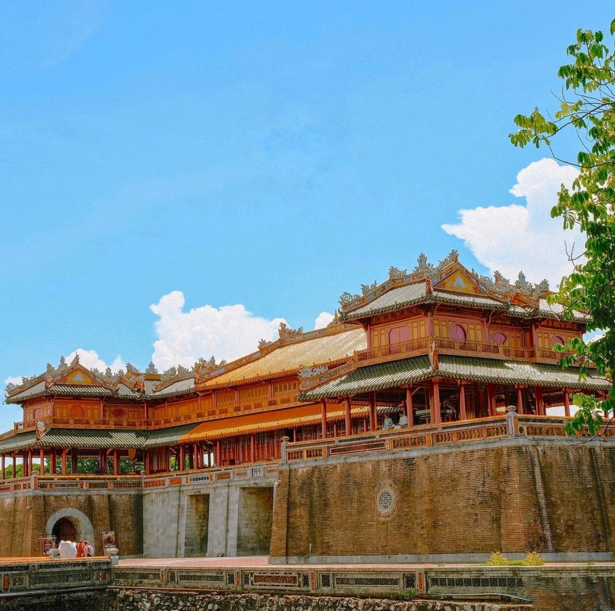 Tầm này đi Huế đẹp nhất năm