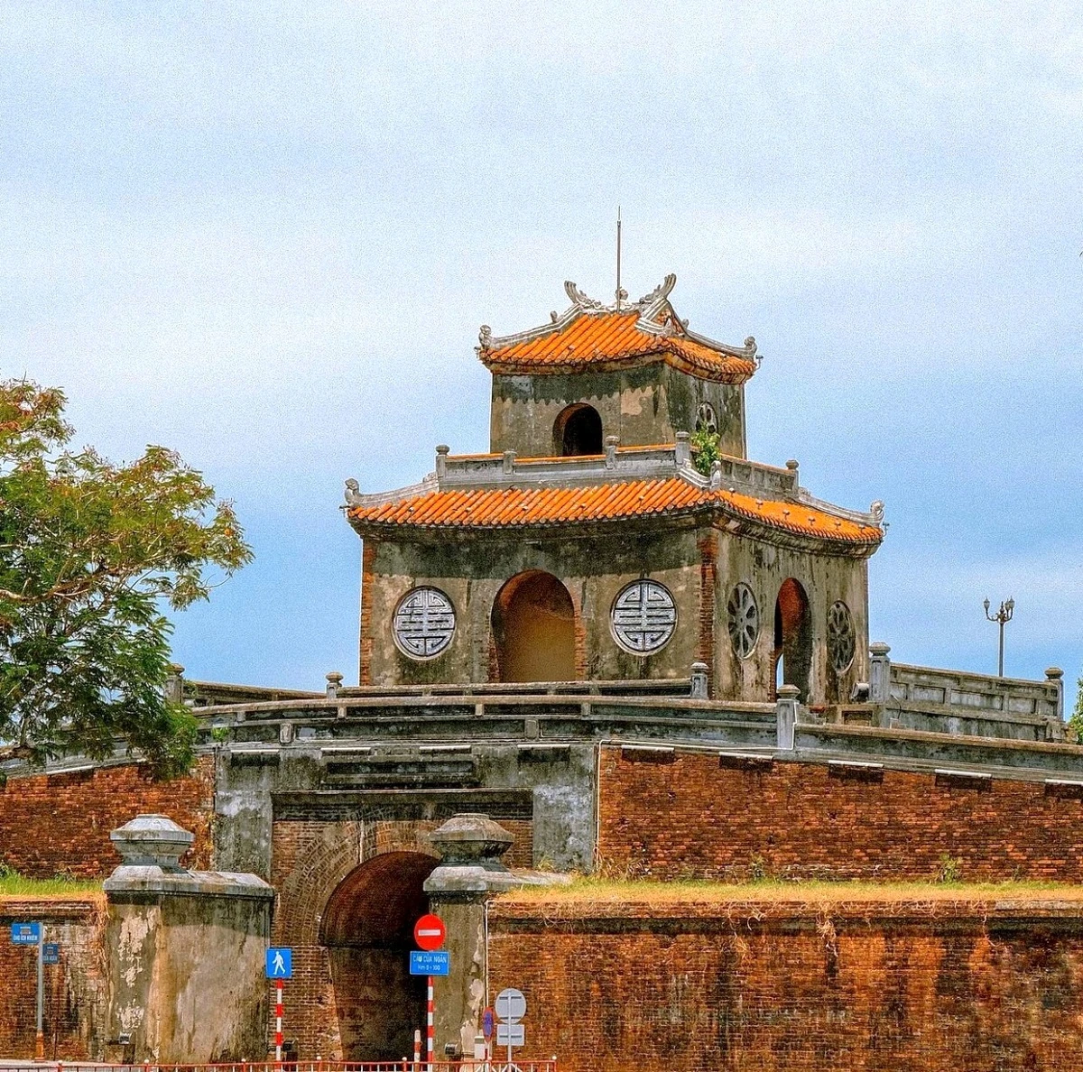 Tầm này đi Huế đẹp nhất năm