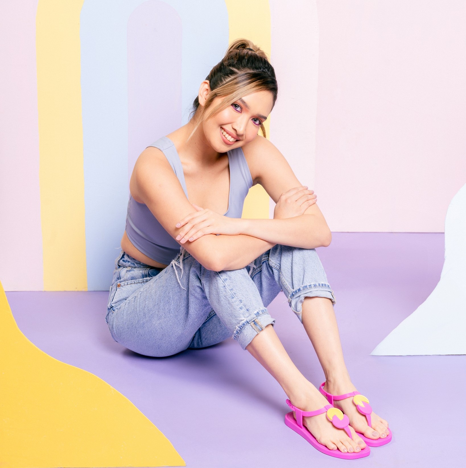 Shakira đại sứ thuong hiệu Ipanema