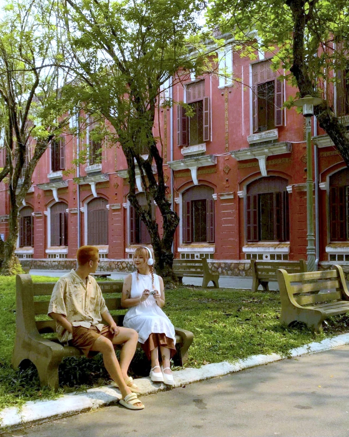 Tầm này đi Huế đẹp nhất năm