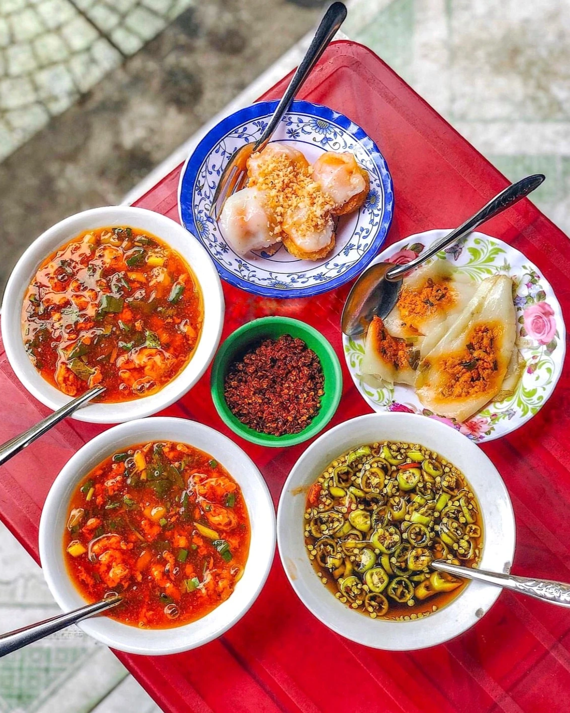 Tầm này đi Huế đẹp nhất năm