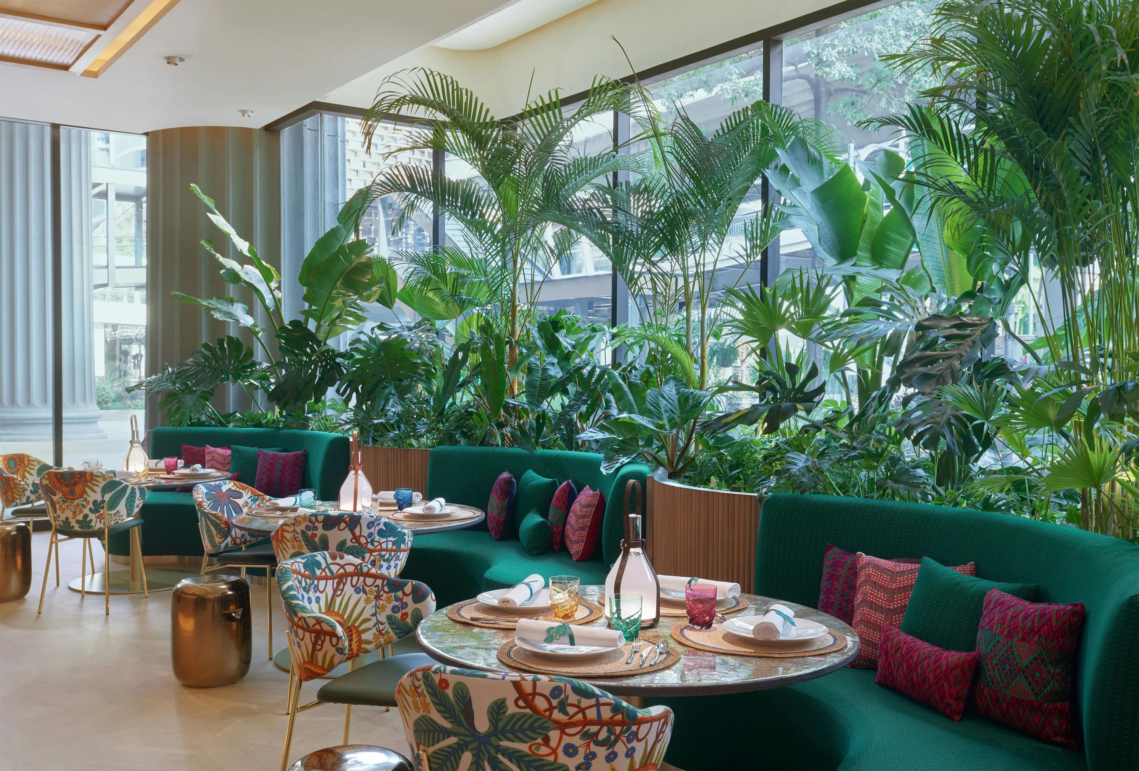 Louis Vuitton cafe