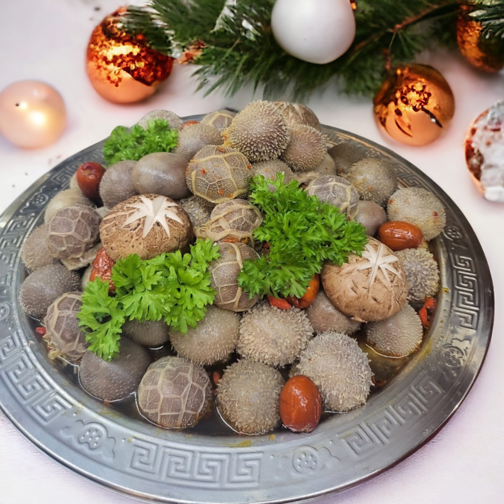 Nồi lẩu có giá gần 3,5 triệu đồng tại TP.HCM có gì mà gây tranh cãi?