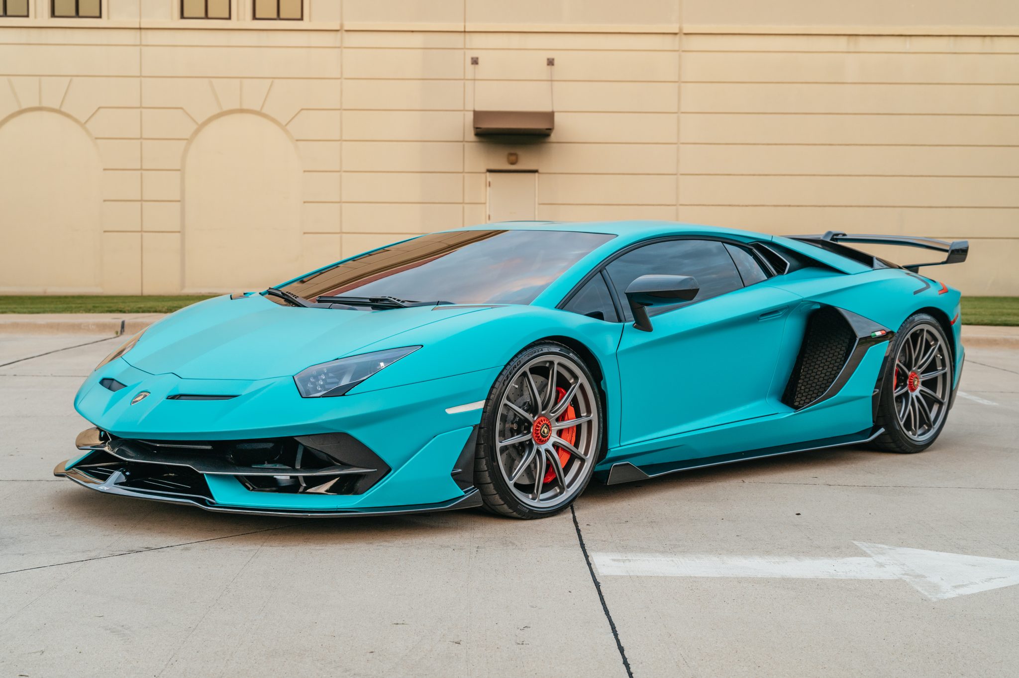 Giá xe Lamborghini